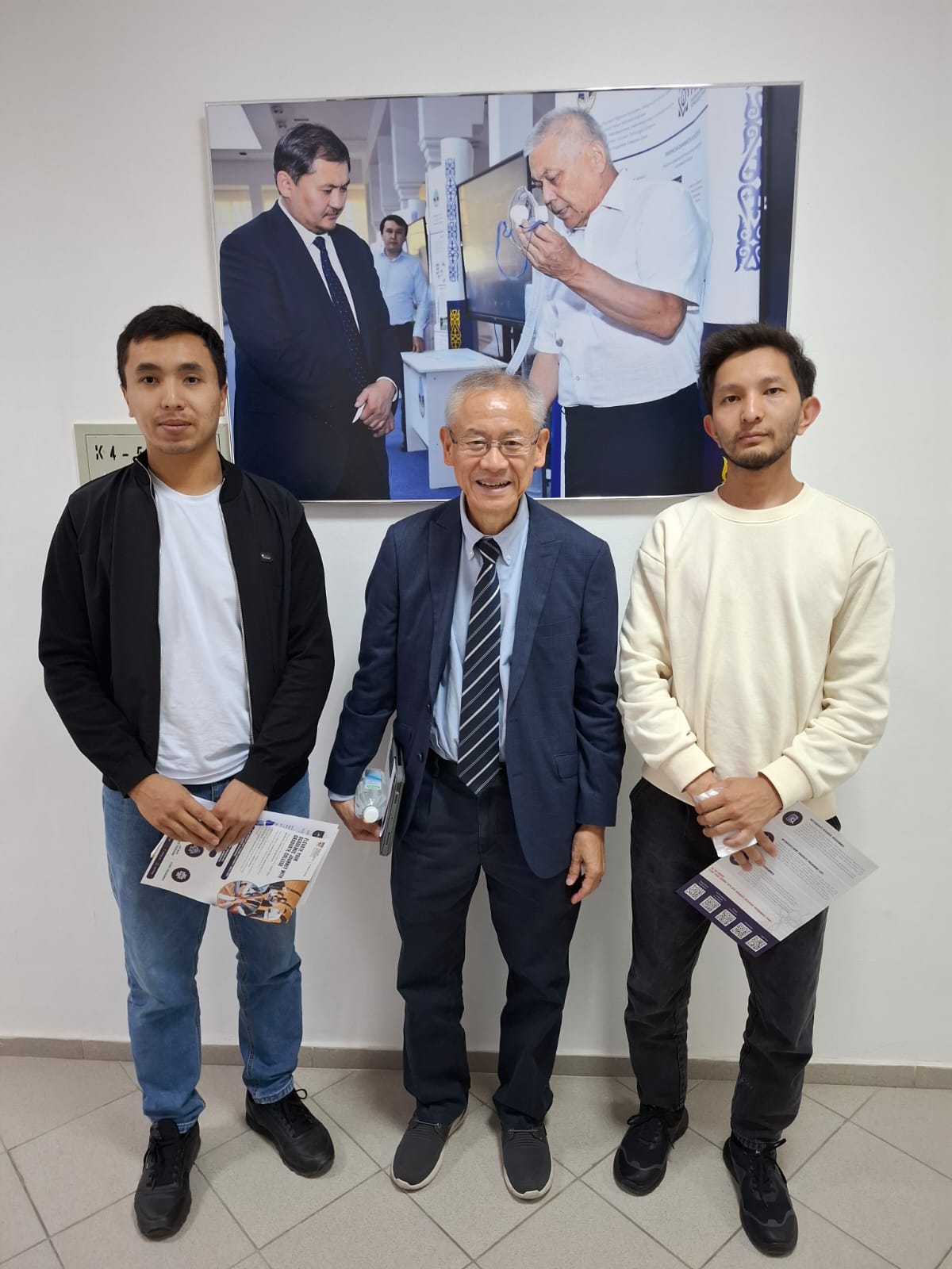 A*STAR агенттігі мен Наньян технологиялық университетінің делегациясының ҚазҰУ Физика-техникалық факультетіне сапары. ТДМ 4 және ТДМ 17